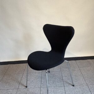 Fritz Hansen 3107 Fuldpolstret