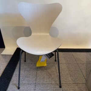 Fritz Hansen FH3107 - Beige Farvet Ask