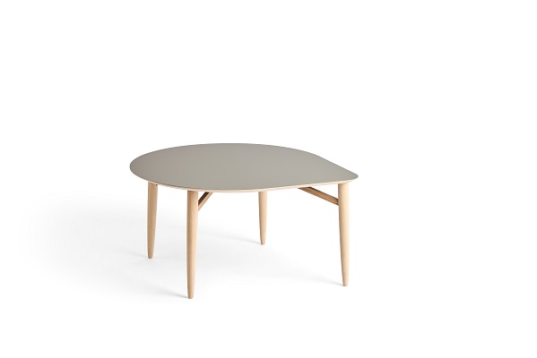 Thomsen, Katrine Sofabord, Ballon