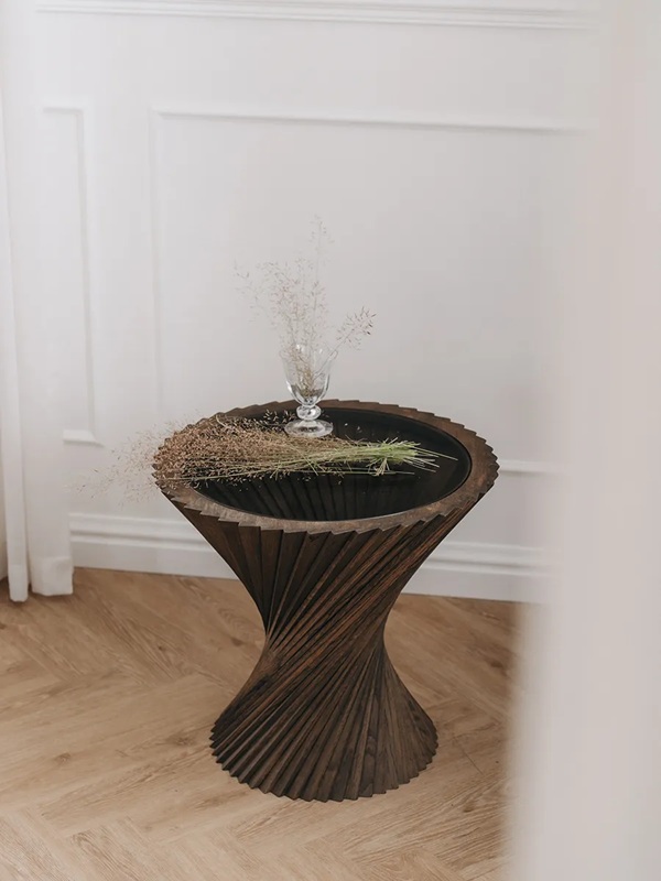 Hyperbel, Sidebord rundt - Billede 2